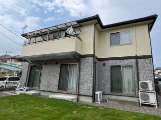 榛東村新井　美壁color工法3色塗装